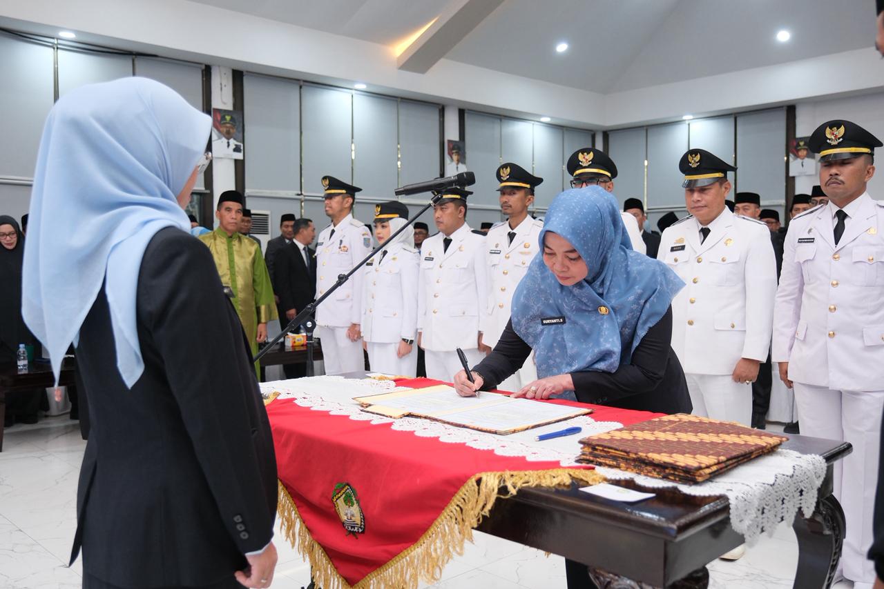 Lantik 124 Pejabat, Bupati Gowa Tegaskan Komitmen Loyalitas dan Profesionalisme