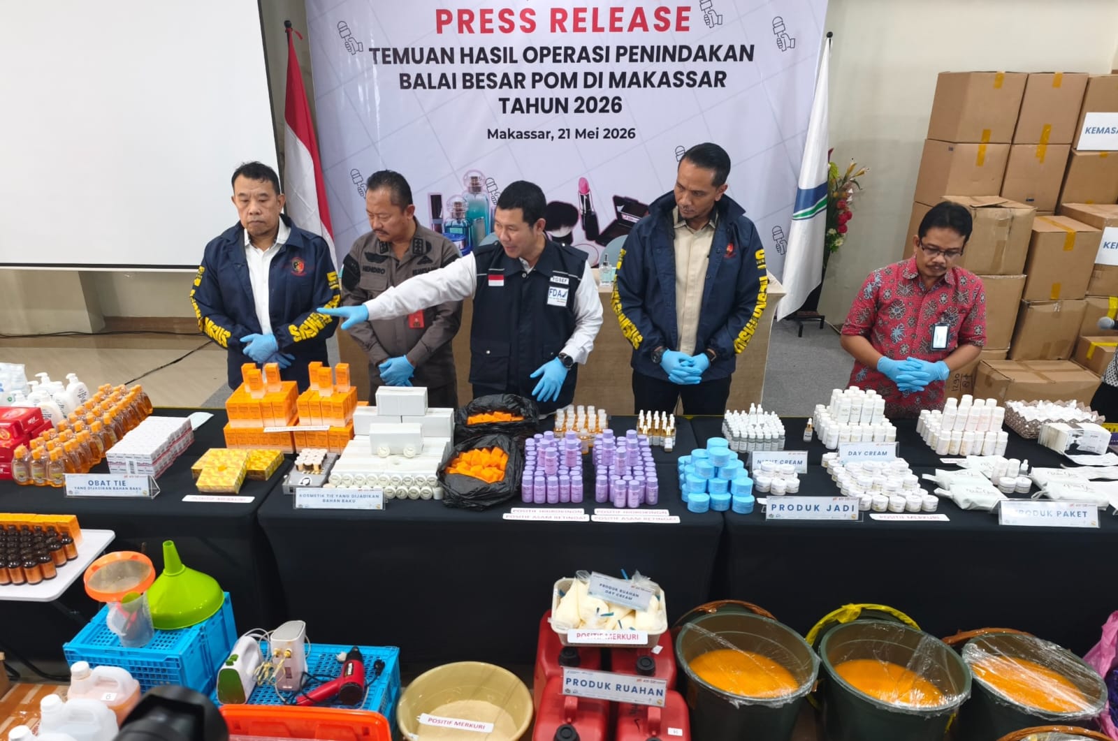 Omzet Capai Rp65 Juta per Pekan, BBPOM Makassar Bongkar Produksi Skincare Ilegal di Makassar