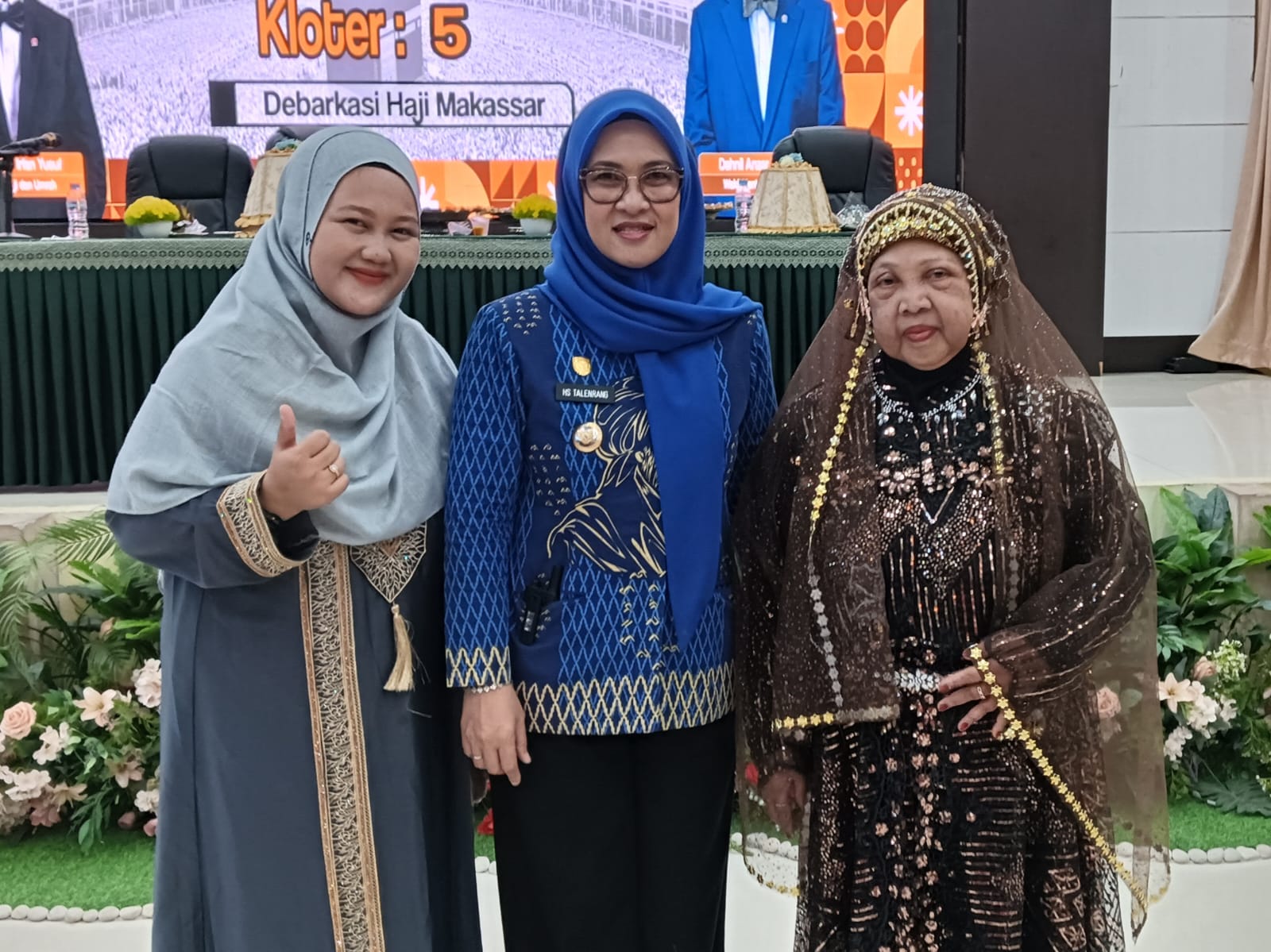 Bupati Gowa Sambut Kepulangan Jemaah Haji Kloter Lima