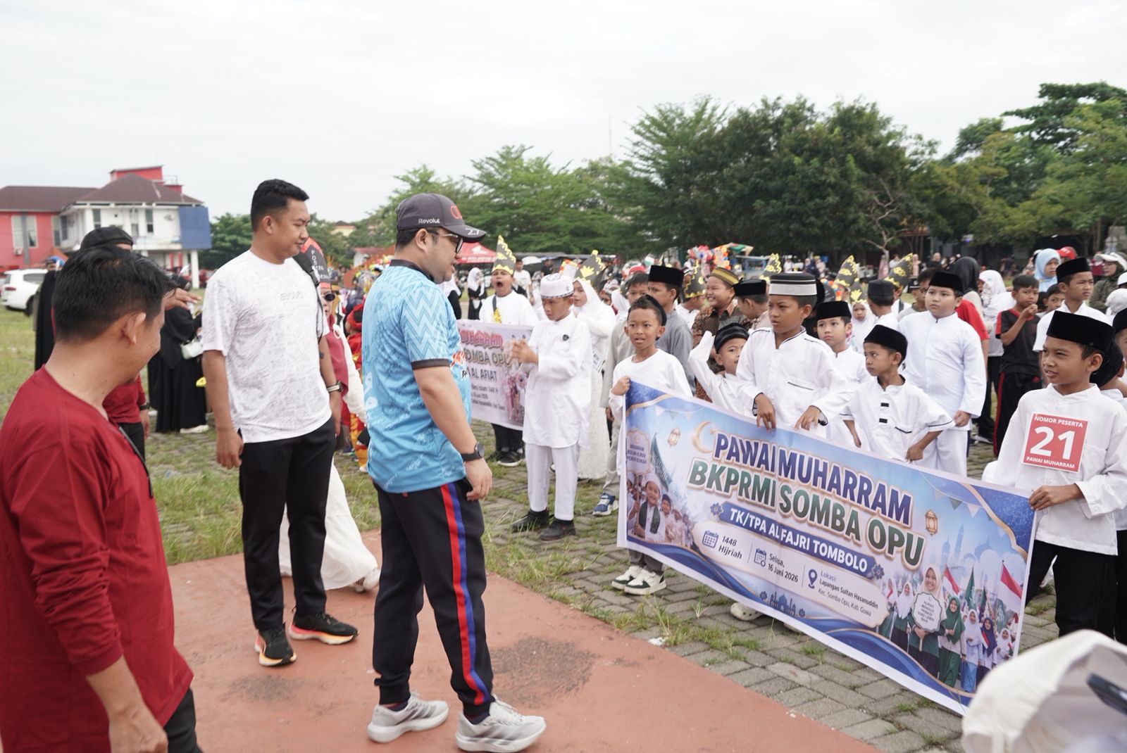 Perkuat Syiar Keagamaan di Gowa, Wakil Bupati Semangati Ribuan Peserta Pawai Muharram 1448 Hijriah