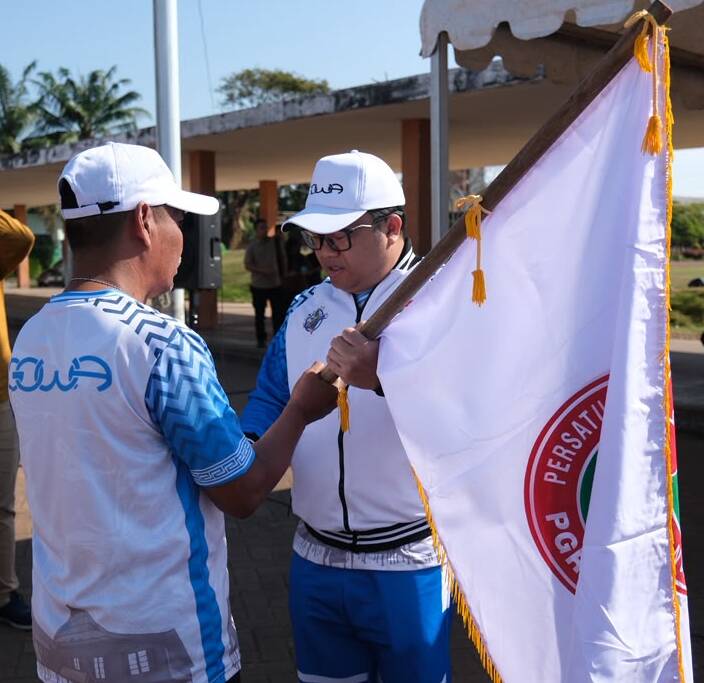 Lepas Kontingen Porsenijar ke Sidrap, Wakil Bupati Gowa: Junjung Tinggi Sportivitas dan Jaga Nama Daerah
